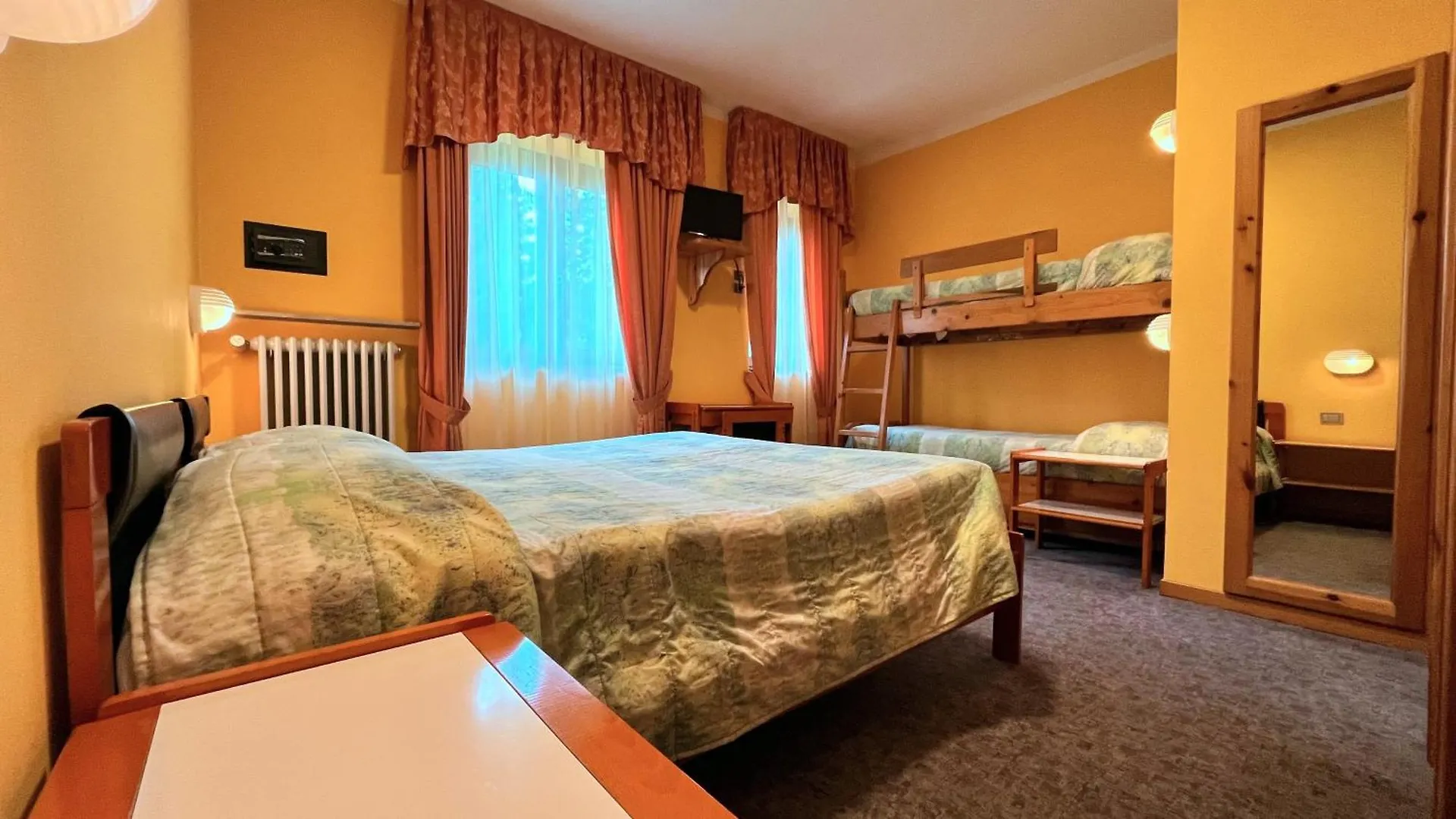 Hotel Le Pinete Piazzatorre