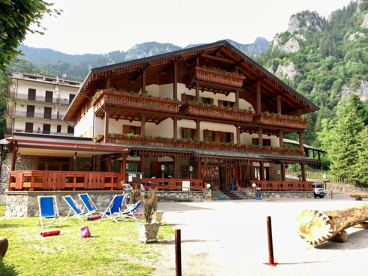 Hotel Le Pinete Piazzatorre